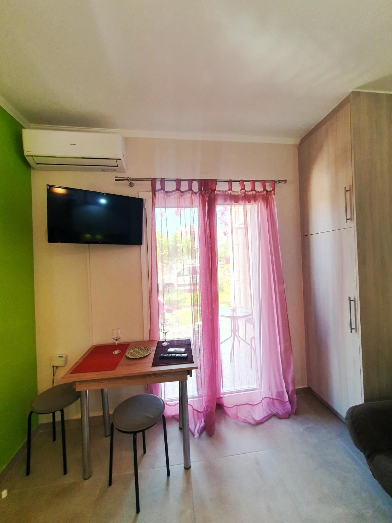 Green Studio Nidri Exterior foto